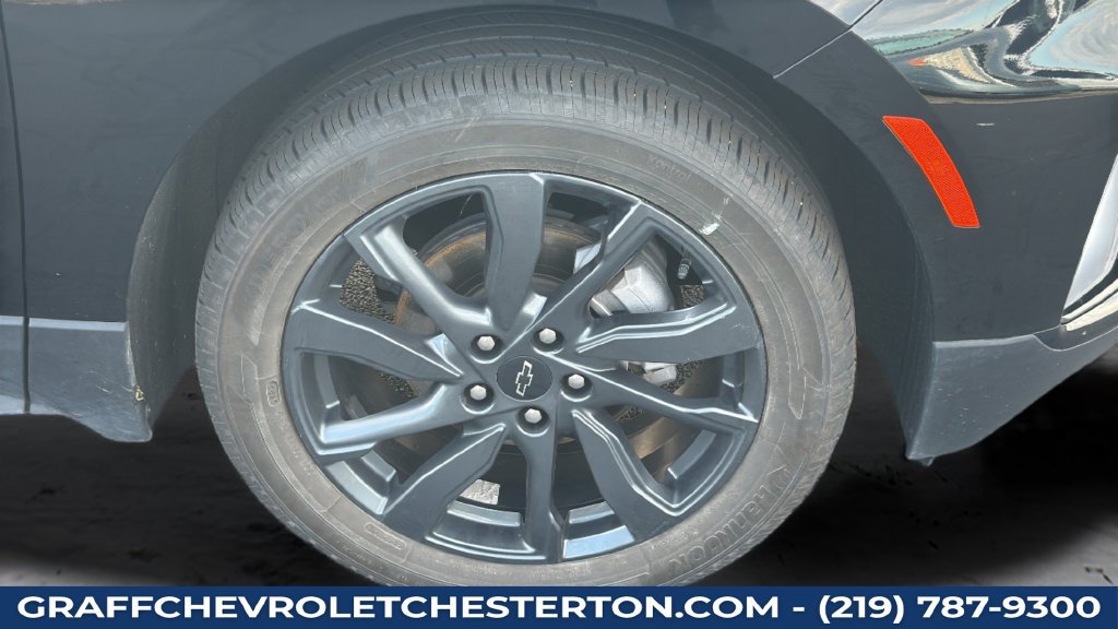 Used 2023 Chevrolet Equinox RS FWD image 31