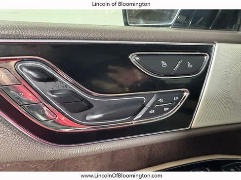 Used 2024 Lincoln Navigator Reserve AWD/4WD image 36