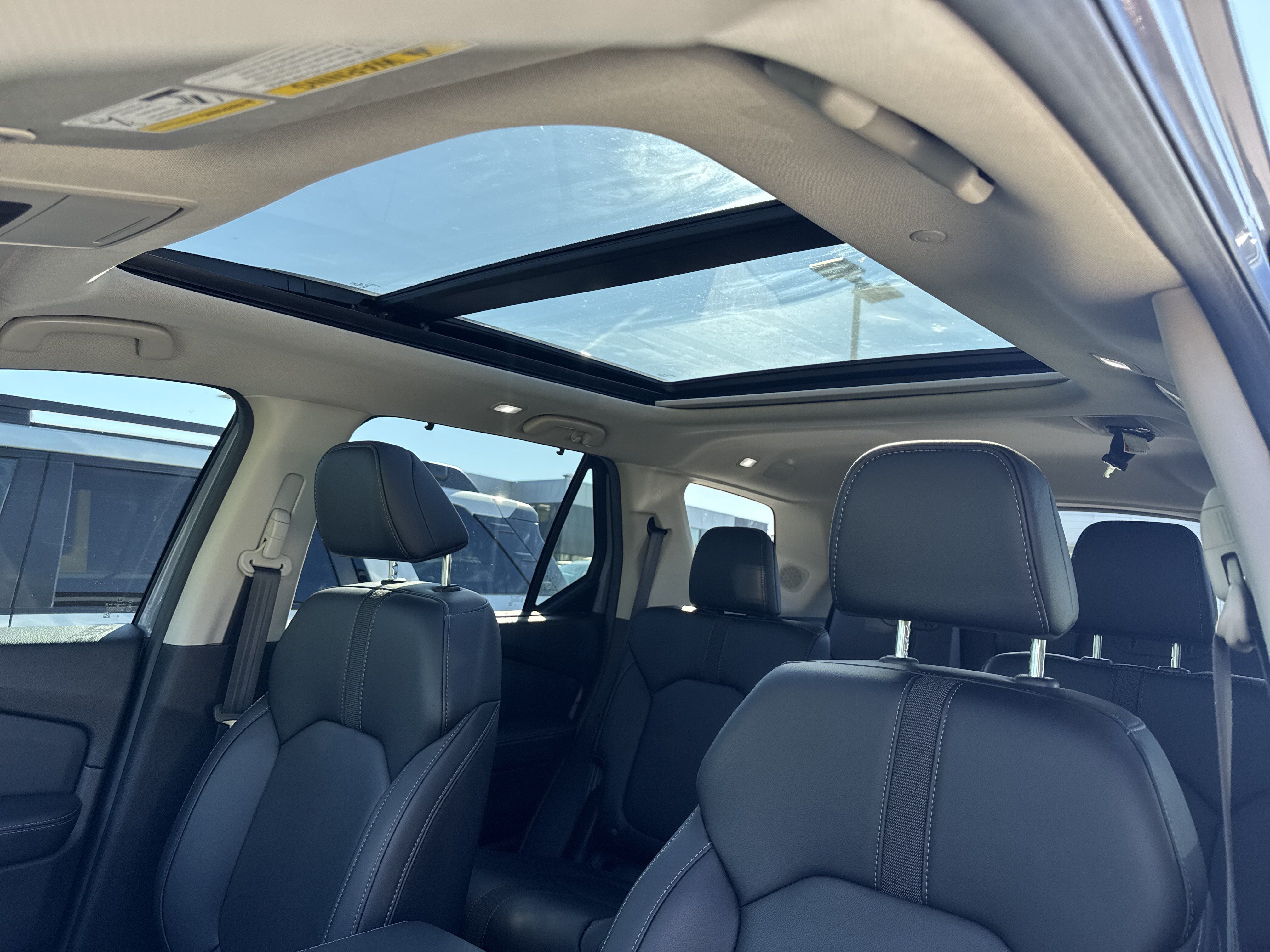 Used 2025 Honda Pilot Touring image 36