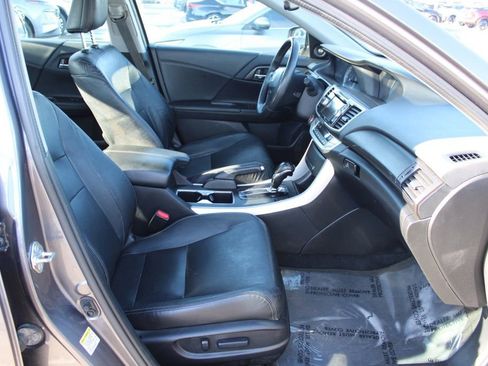 Used 2015 Honda Accord EX-L image 19