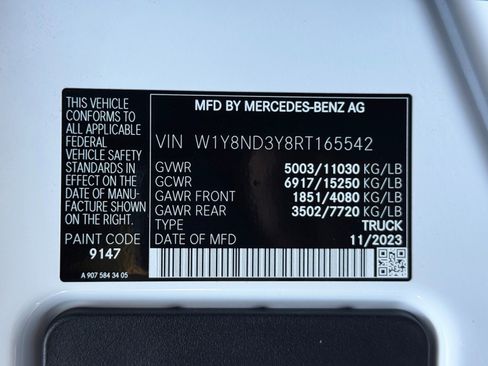 Used 2024 Mercedes-Benz Sprinter 3500 image 33