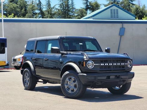 New 2026 Ford Bronco Big Bend AWD/4WD image 1
