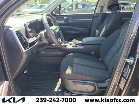 New 2026 Kia Sorento LX FWD image 19