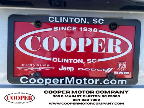 Used 2018 Nissan Rogue SV w/ Premium Package image 21