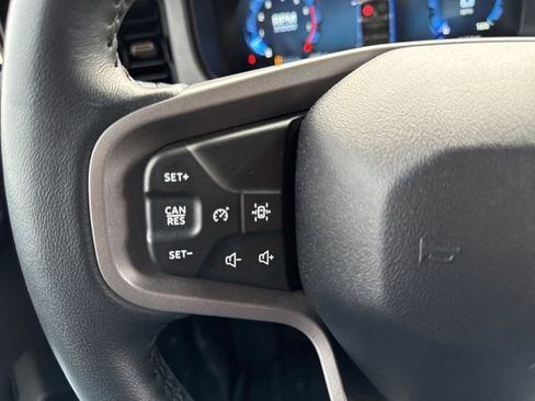 Used 2025 Ford Bronco Badlands AWD/4WD image 16