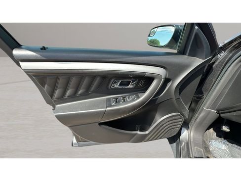 Used 2015 Ford Taurus SEL w/ Equipment Group 201A FWD image 26