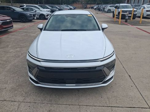 Used 2025 Hyundai Sonata SEL FWD image 5