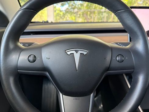 Used 2018 Tesla Model 3 Long Range AWD/4WD image 26