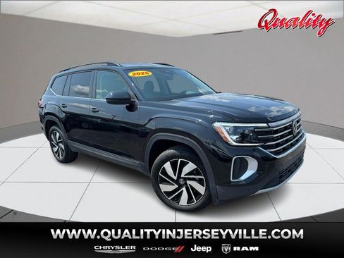 Used 2026 Volkswagen Atlas SE AWD/4WD image 1