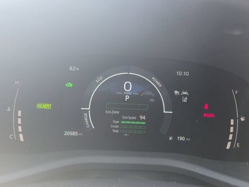 Used 2025 Toyota Camry SE FWD image 21