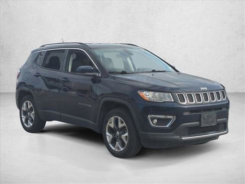 Used 2019 Jeep Compass Limited image 3
