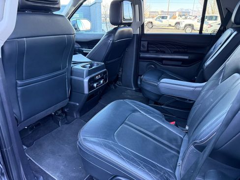 Used 2019 Ford Expedition Platinum image 9
