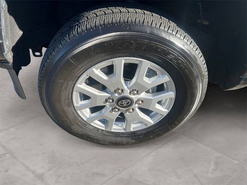 Used 2025 Toyota Tacoma SR image 14