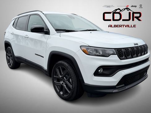 New 2026 Jeep Compass Latitude image 1