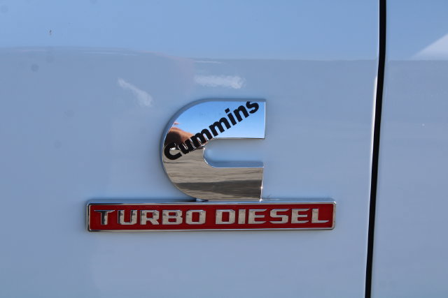 Used 2024 RAM 3500 Tradesman w/ Chrome Appearance Group AWD/4WD image 10