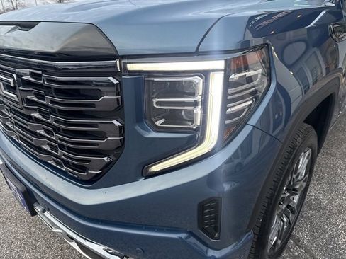 Used 2025 GMC Sierra 1500 Denali Ultimate image 13