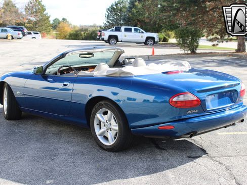 Used 1998 Jaguar XK8 Convertible image 4