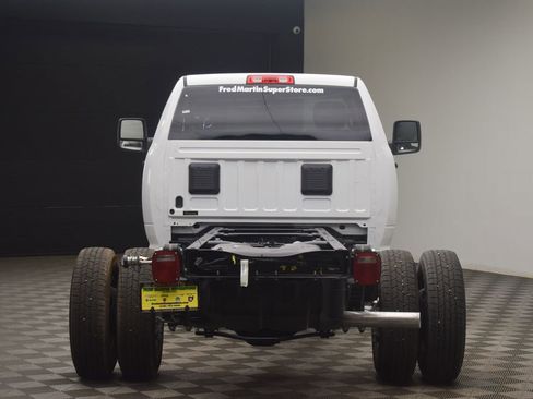 New 2026 RAM 3500 Tradesman AWD/4WD image 11