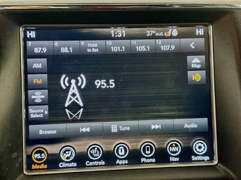 Used 2018 Jeep Grand Cherokee Limited AWD/4WD image 15