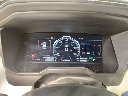 Used 2024 Toyota Sequoia Capstone AWD/4WD image 18