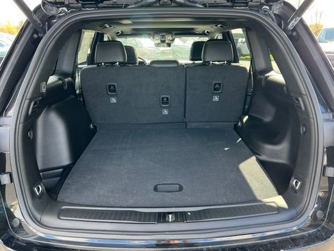 New 2026 Jeep Grand Cherokee Altitude AWD/4WD image 34