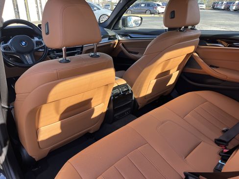 Used 2023 BMW 540i w/ M Sport Package image 20