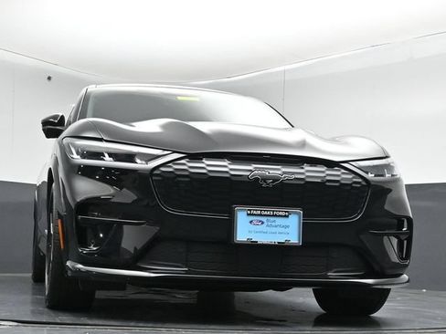 Used 2025 Ford Mustang Mach-E GT AWD/4WD image 37