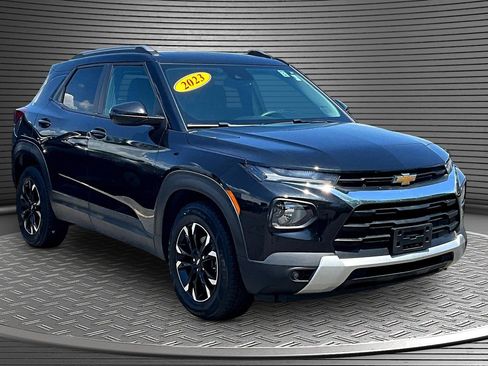 Used 2023 Chevrolet TrailBlazer LT w/ Convenience Package AWD/4WD image 1