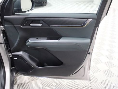 New 2026 GMC Acadia AT4 w/ Super Cruise Package image 24