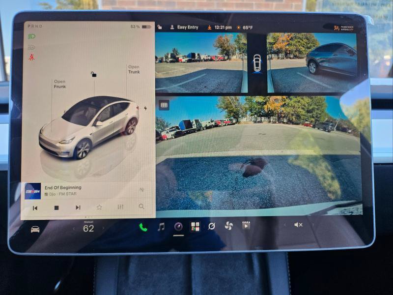 Used 2023 Tesla Model Y AWD image 45
