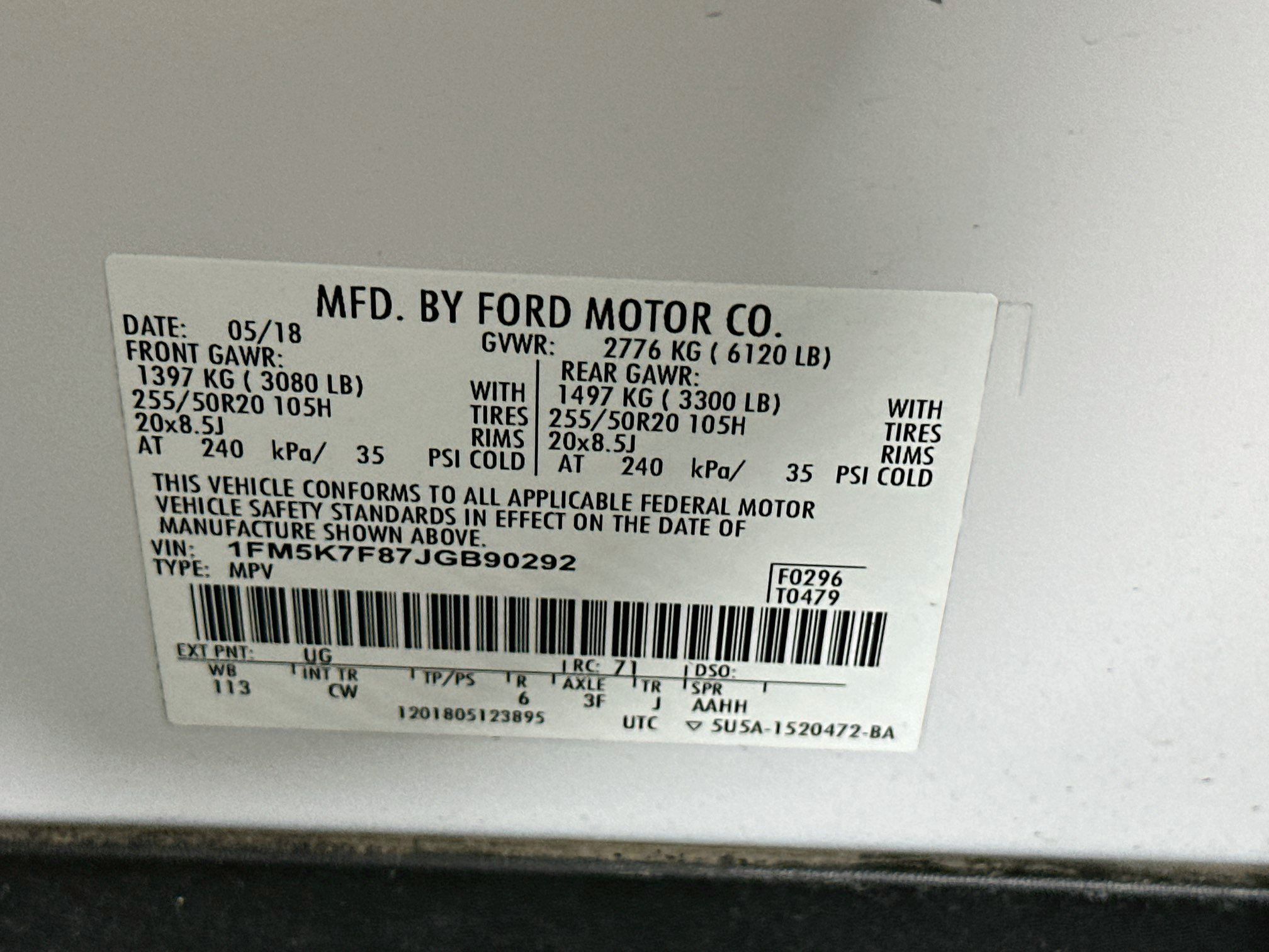 Used 2018 Ford Explorer Limited w/ Equipment Group 301A FWD image 12