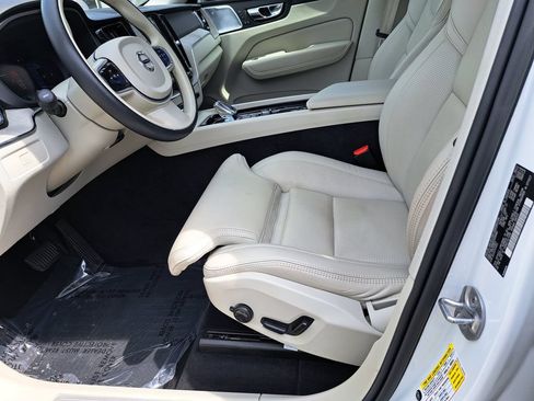 Used 2023 Volvo XC60 B5 Ultimate AWD/4WD image 22