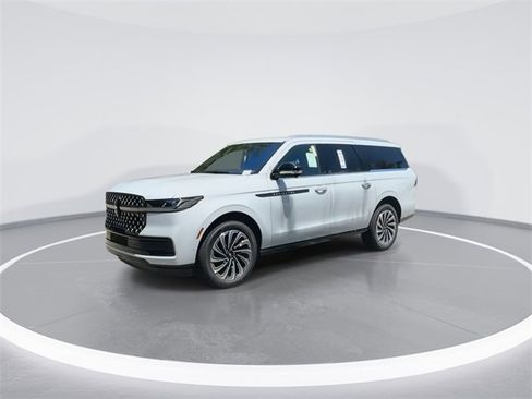 New 2025 Lincoln Navigator L Black Label image 4