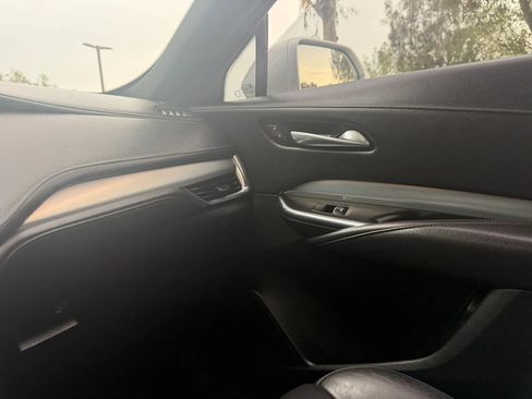 Used 2020 Cadillac XT4 Premium Luxury FWD image 30