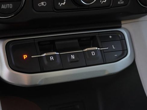 Used 2021 GMC Acadia SLT w/ Preferred Package FWD image 27