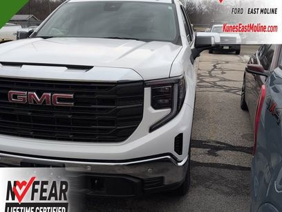 Used 2025 GMC Sierra 1500 Pro w/ Pro Value Package