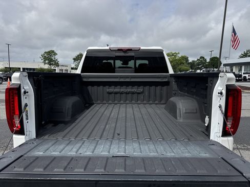 Used 2024 GMC Sierra 1500 Denali w/ Denali Reserve Package RWD image 33