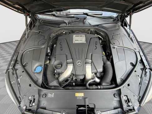 Used 2015 Mercedes-Benz S 550 4MATIC Sedan w/ Sport Package image 18