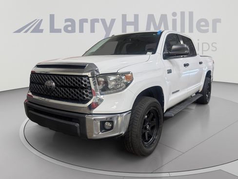Used 2019 Toyota Tundra SR5 w/ SR5 Upgrade Package AWD/4WD image 1