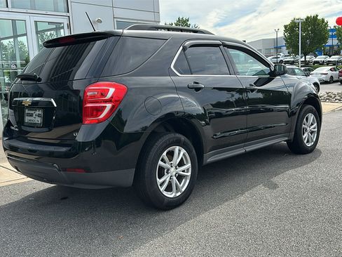 Used 2017 Chevrolet Equinox LT w/ Convenience Package AWD/4WD image 8