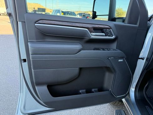 New 2026 GMC Sierra 2500 SLT image 20