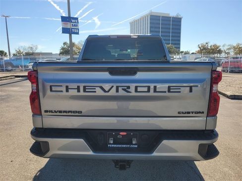 Used 2024 Chevrolet Silverado 1500 Custom w/ Turbomax Blackout Package image 12