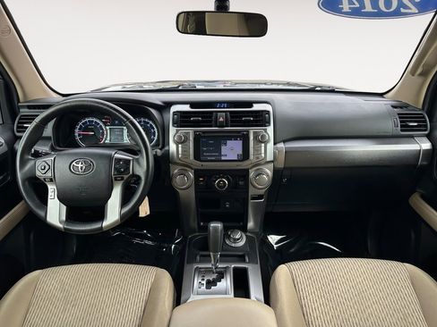 Used 2014 Toyota 4Runner SR5 AWD/4WD image 10