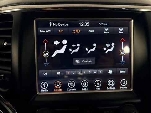 Used 2018 Jeep Grand Cherokee Summit image 18