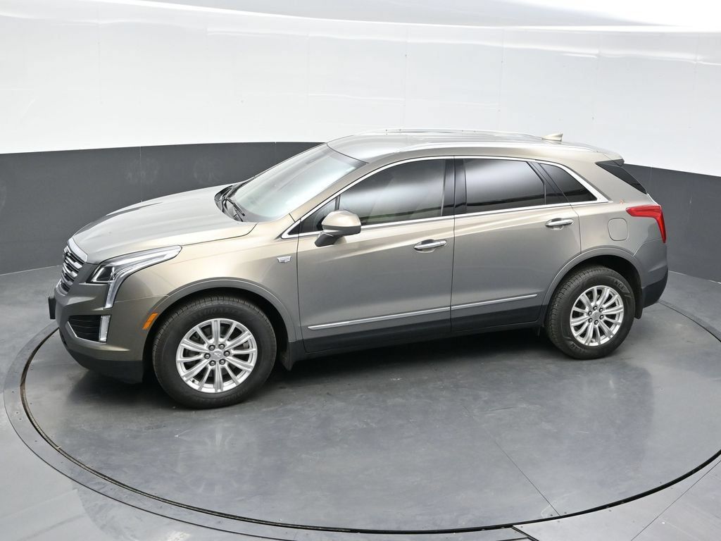 Used 2019 Cadillac XT5 AWD image 37