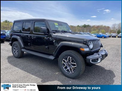 New 2026 Jeep Wrangler Unlimited Sahara