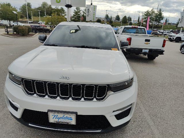 Used 2023 Jeep Grand Cherokee 4WD 4xe image 29