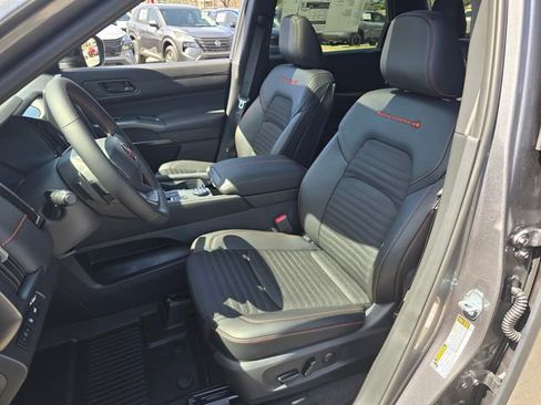 New 2026 Nissan Pathfinder Rock Creek AWD/4WD image 5