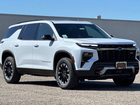 New 2026 Chevrolet Traverse Z71 AWD/4WD image 2