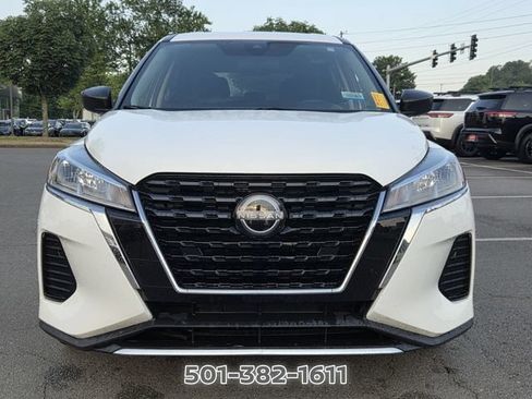 Used 2024 Nissan Kicks S FWD image 8